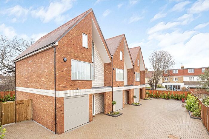 4 Bedroom End Terrace House For Sale In Woodfield Mews, Woodfield Gardens, New Malden, KT3