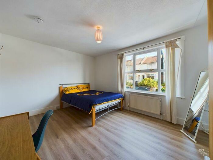 3 Bedroom Terraced House To Rent In Kimberley Road, Brighton, BN2