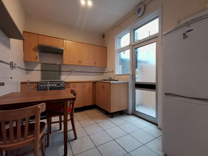 7 Bedroom Terraced House To Rent In Hanover Road, London, NW10