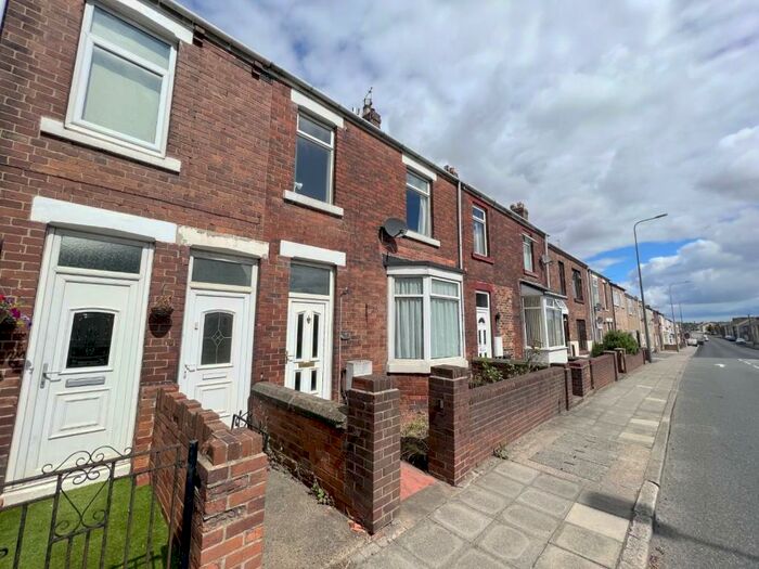 5 Bedroom Terraced House To Rent In High Street North, Langley Moor, Durham, DH7