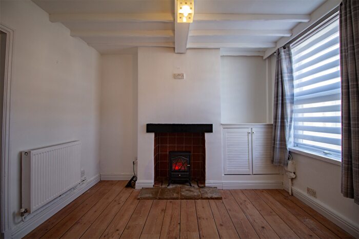 2 Bedroom Terraced House To Rent In Meadow Lane, Loughborough, LE11