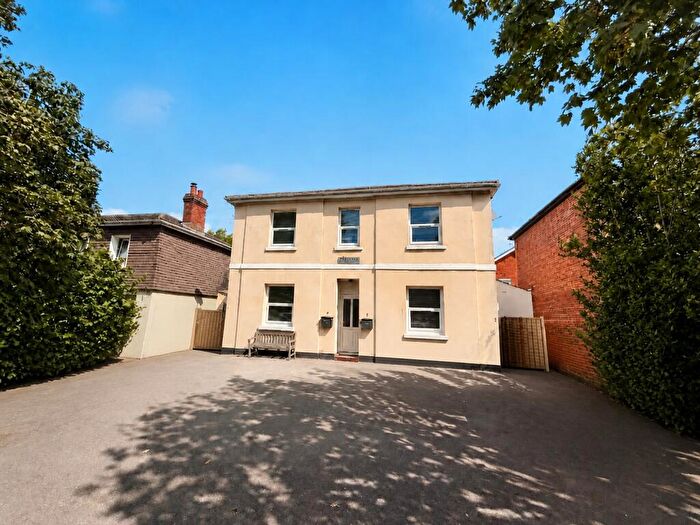 2 Bedroom Flat To Rent In Leanne Court, Obelisk Road, SO19