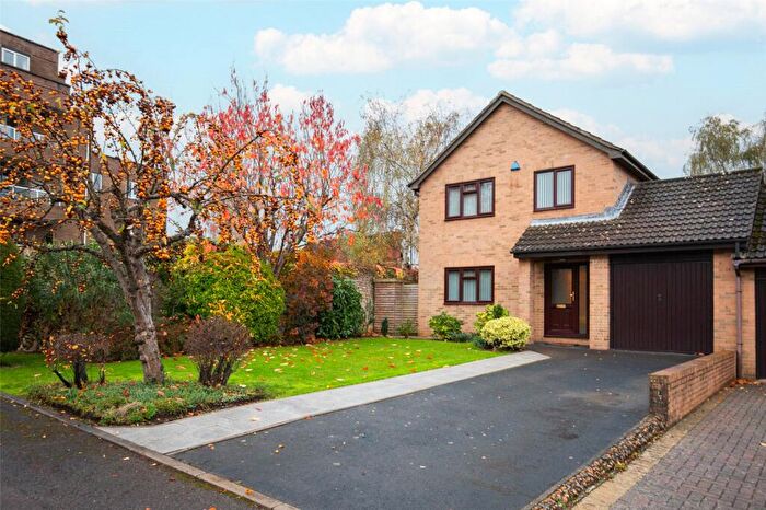 4 Bedroom Detached House For Sale In Pine Ridge Close, Bristol, BS9
