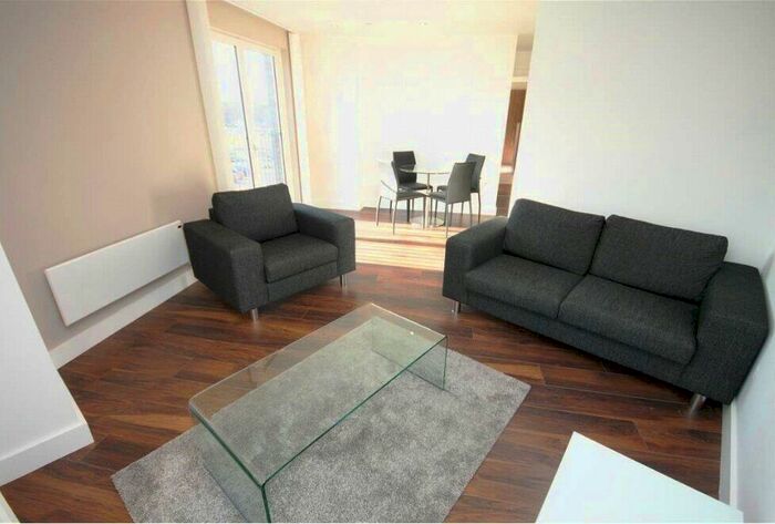 2 Bedroom Apartment To Rent In Greengate Salford, M3