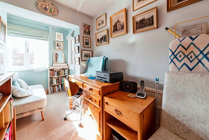 3 Bedroom Terraced House For Sale In Tannery Wharf, Newark, NG24