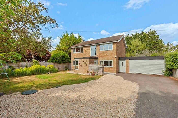 4 Bedroom Detached House For Sale In Horsenden Lane, Princes Risborough, HP27