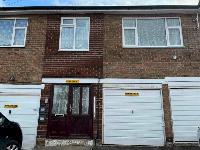 1 Bedroom Flat To Rent In Bush Court, Coventry, CV2