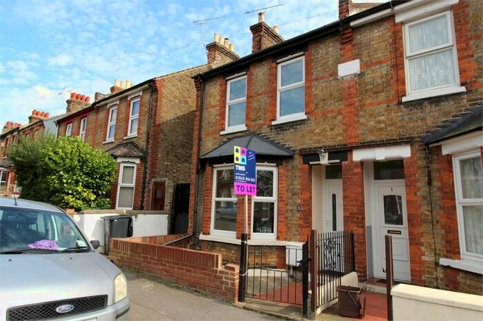 3 Bedroom Semi-Detached House To Rent In Hardres Road, Ramsgate, CT11