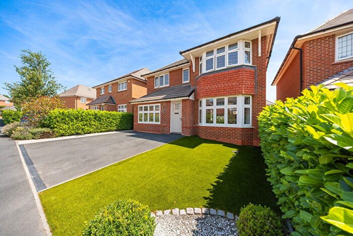 4 Bedroom Detached House For Sale In Lambert Meadow, Tyldesley, M29