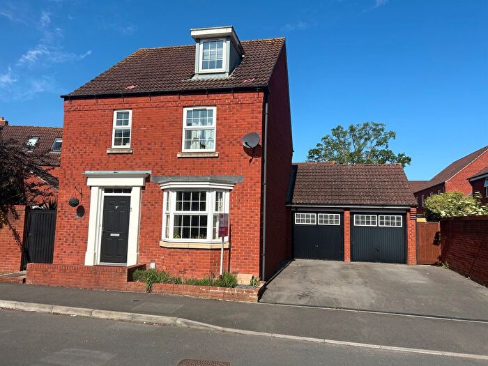 4 Bedroom Detached House For Sale In Sorrel Drive, Bridgwater, TA5