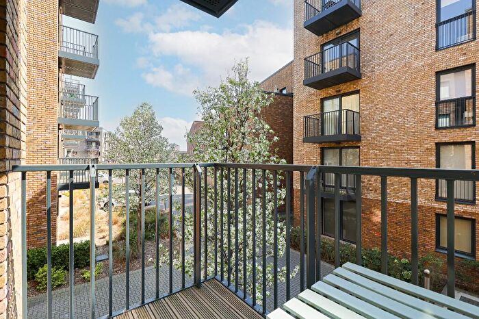 2 Bedroom Apartment To Rent In Marine Wharf, London, SE16
