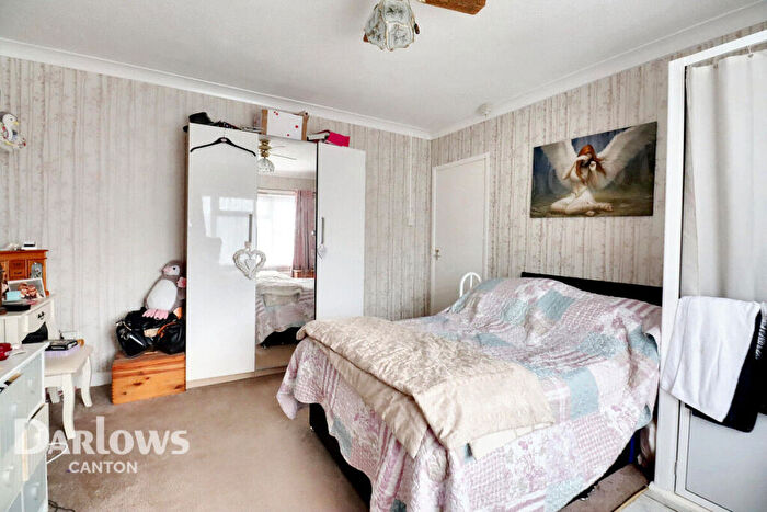 3 Bedroom End Of Terrace House For Sale In Llewellyn Avenue, Cardiff, CF5