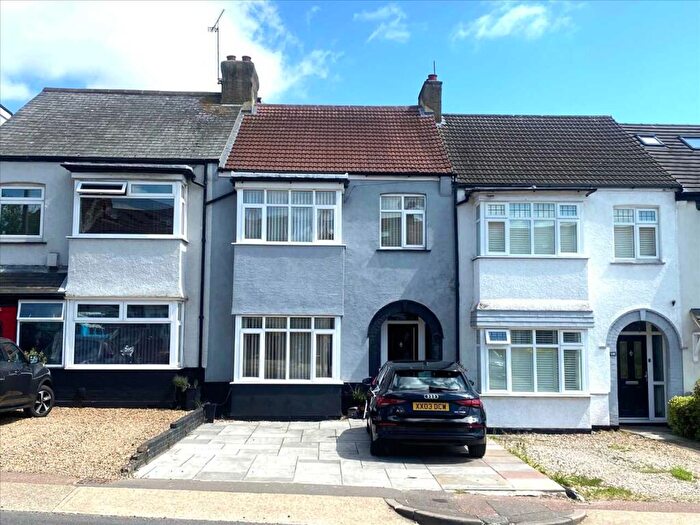 3 Bedroom House To Rent In Elmsleigh Drive, Leigh On Sea, SS9