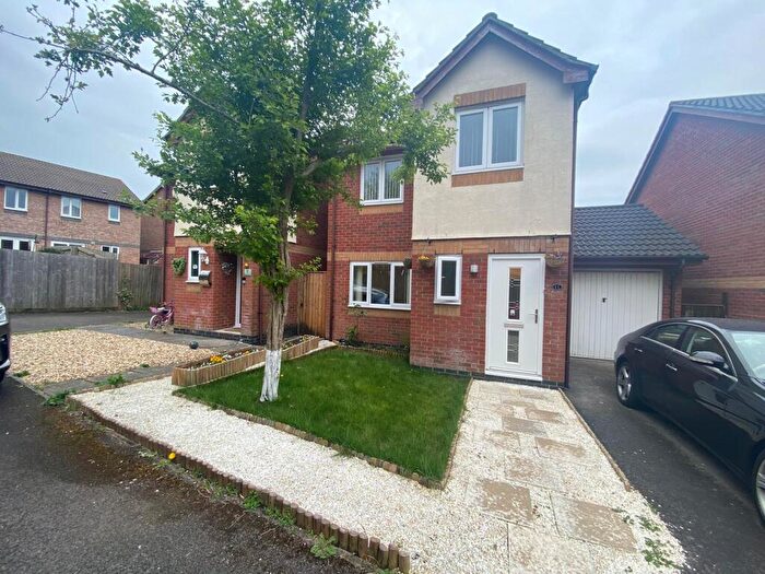 3 Bedroom House To Rent In Garrett Drive, Bradley Stoke, Bristol, BS32