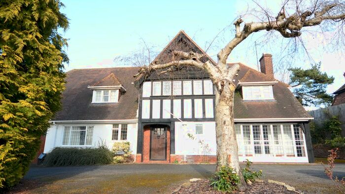 5 Bedroom Detached House To Rent In Pound Lane, Sonning, RG4