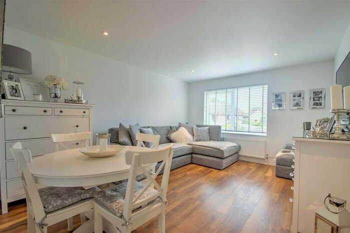 1 Bedroom Apartment To Rent In Peerless Drive, Harefield, UB9