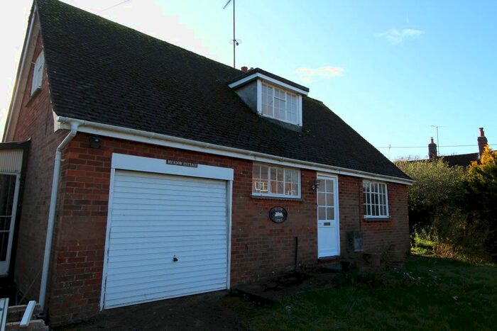 2 Bedroom Detached House To Rent In Heath Lane, Crondall, Farnham GU10