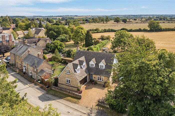 4 Bedroom Detached House For Sale In Cross Lane, Aldwincle, Northamptonshire, NN14