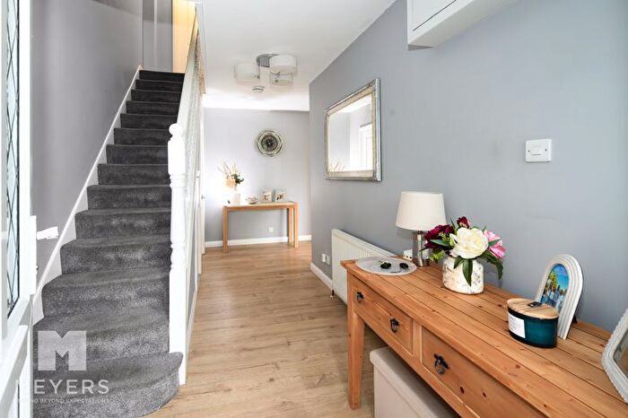 4 Bedroom Detached House For Sale In Woolsbridge Road, Ashley Heath, Ringwood, BH24