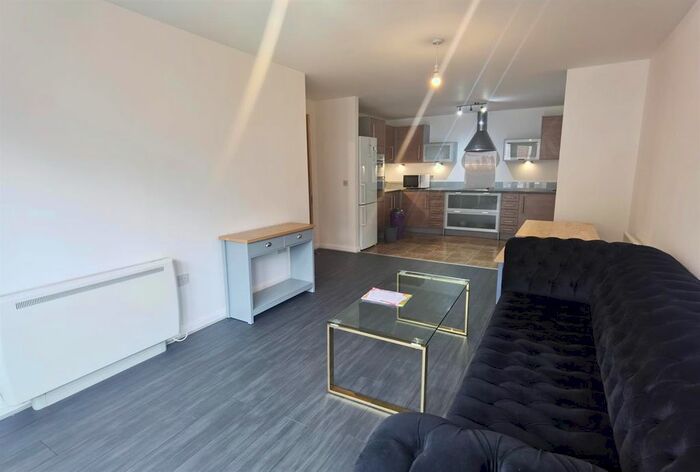 2 Bedroom Flat To Rent In St. Catherines Court, Maritime Quarter, Swansea, SA1