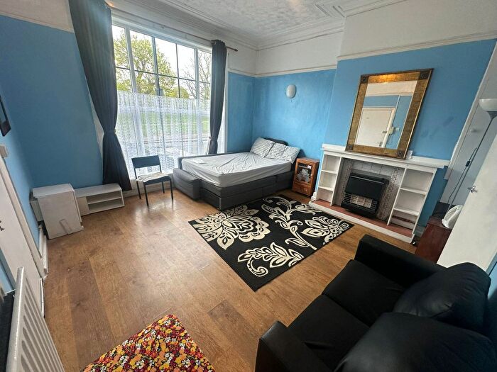 1 Bedroom Flat To Rent In Monument Road, Birmingham, B16