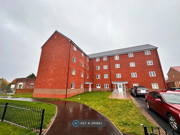 2 Bedroom Flat To Rent In Firecrest Close, Coventry, CV6