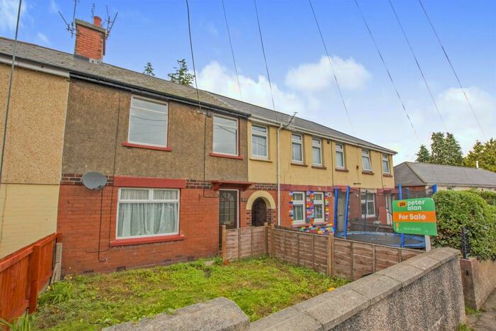 3 Bedroom Terraced House For Sale In The Woodlands, Penygarn, Pontypool, NP4