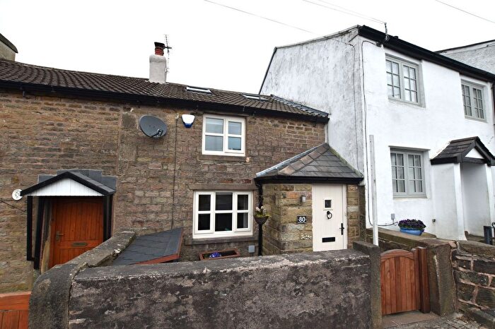 2 Bedroom Cottage To Rent In Ribchester Road, Clayton Le Dale, BB1
