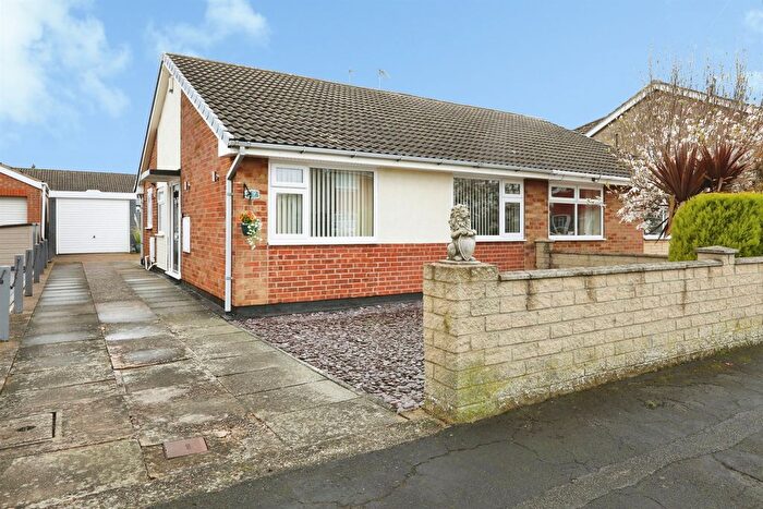 2 Bedroom Semi Detached Bungalow For Sale In Ramsker Drive, Armthorpe, Doncaster, DN3