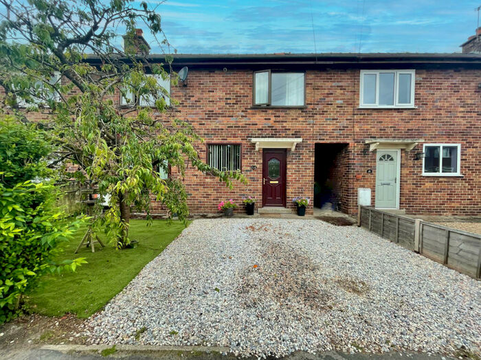 3 Bedroom Terraced House For Sale In Woodplumpton Road, Preston, PR4