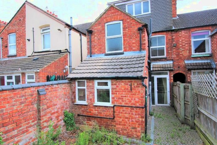 1 Bedroom House Of Multiple Occupation To Rent In Tresham Street, Kettering, Northamptonshire, NN16