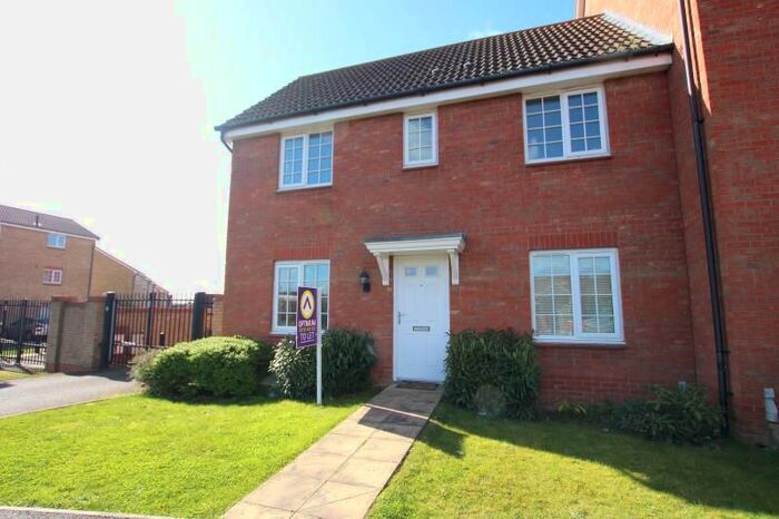 3 Bedroom Semi-Detached House To Rent In Rothbart Way, Hampton Hargate, PE7
