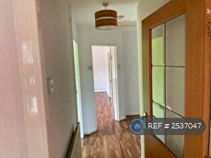 2 Bedroom Flat To Rent In Barnards Way, Brigstock, Kettering, NN14