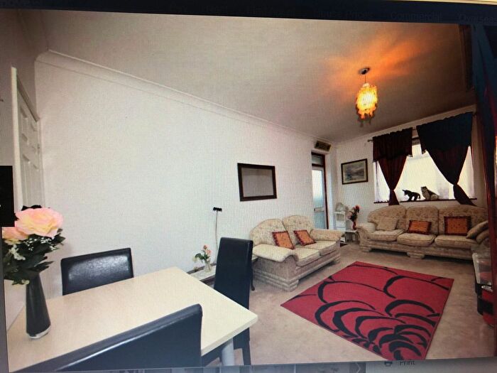2 Bedroom Semi-Detached House To Rent In Gordon Road, Chadwell Heath, RM6