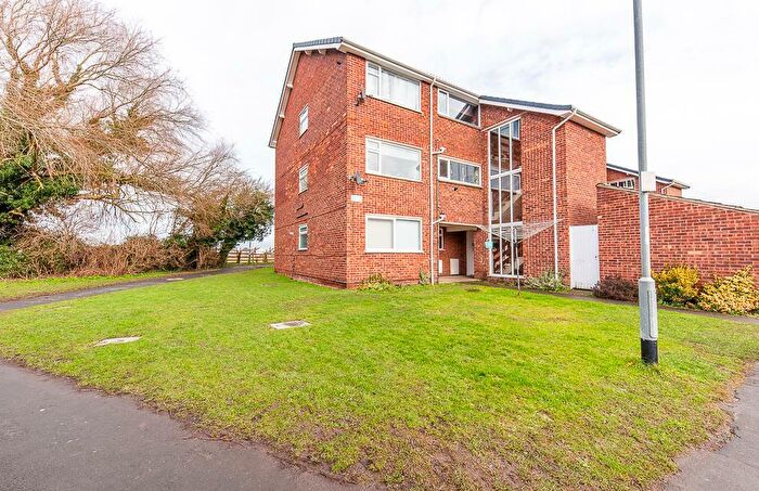 2 Bedroom Apartment To Rent In Oak Lodge, Oak Avenue, Bingham, Nottingham, NG13