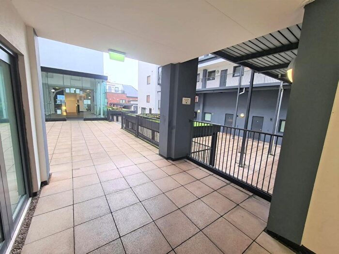 3 Bedroom Flat To Rent In Argyle Court, Liverpool, L1