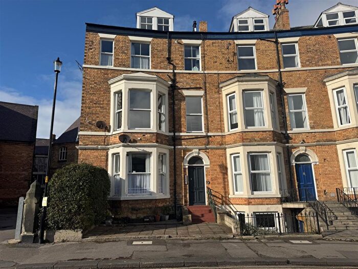 1 Bedroom Flat To Rent In Albemarle Crescent, Scarborough, YO11