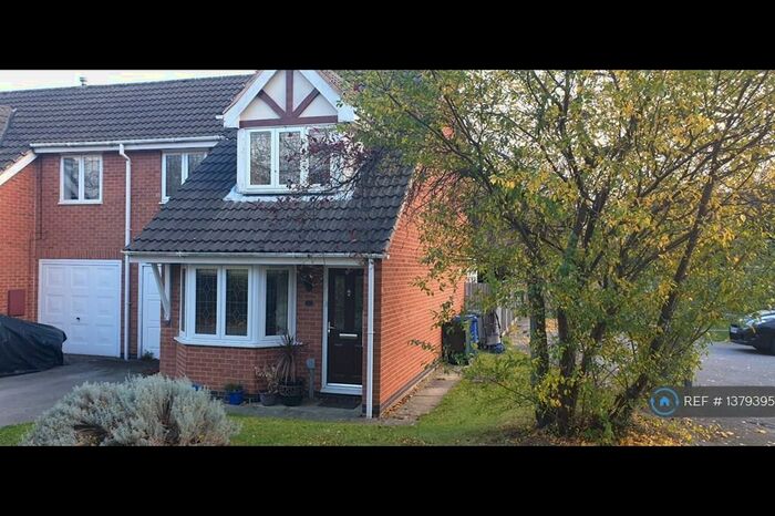 3 Bedroom Semi-Detached House To Rent In Merlin Close, Doncaster, DN6