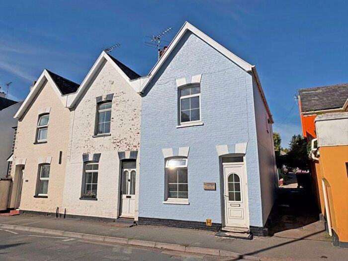 2 Bedroom End Of Terrace House To Rent In Temple Street, Sidmouth, EX10