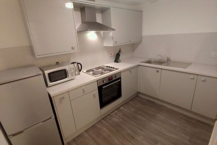 2 Bedroom Flat To Rent In Slateford Road, Slateford, Edinburgh, EH11