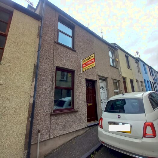 2 Bedroom Terraced House To Rent In Victoria Street, Bangor, LL57