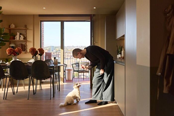 3 Bedroom Apartment To Rent In Soho Yard, Sheffield, S3