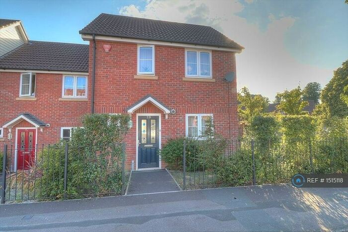 2 Bedroom End Of Terrace House To Rent In East Drive, Eastleigh, SO50