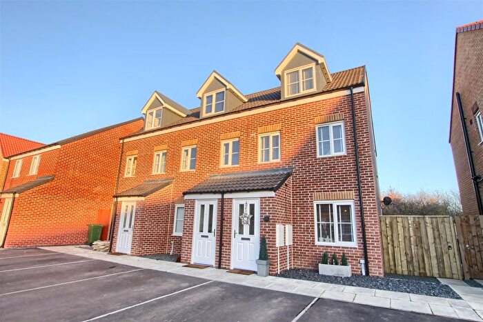 3 Bedroom Semi-Detached House To Rent In Maiden Way, Ingleby Barwick, TS17