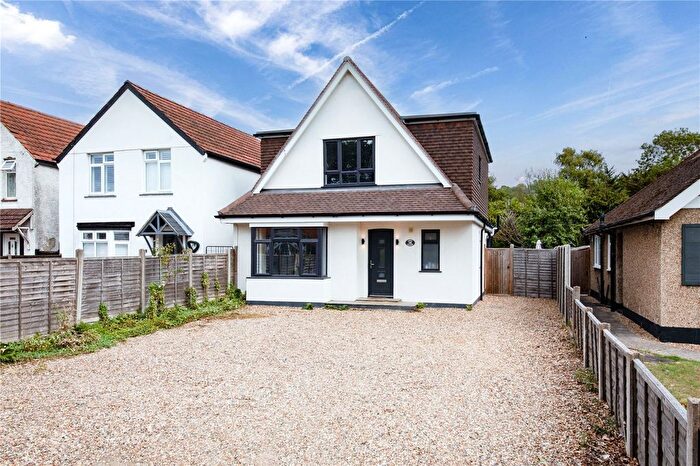 4 Bedroom Detached House For Sale In New Haw Road, New Haw Road, Addlestone, Surrey, KT15