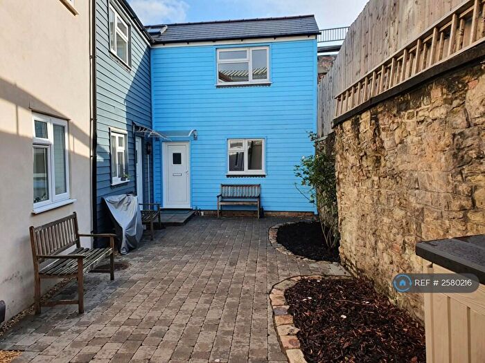 1 Bedroom Semi-Detached House To Rent In Dean Lane - Southville, Bristol, BS3