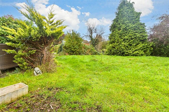 3 Bedroom Detached House For Sale In The Clears, Reigate, Surrey, RH2