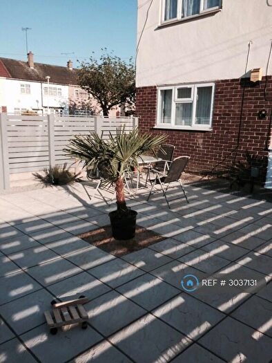 1 Bedroom Flat To Rent In Crouch Avenue, London, IG11