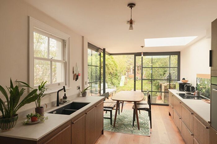 3 Bedroom Terraced House For Sale In Gellatly Road, New Cross, SE14