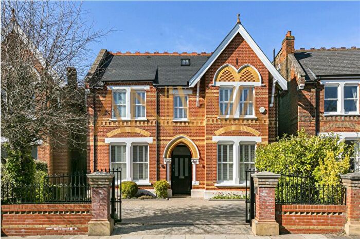 5 Bedroom Detached House For Sale In Mount Park Crescent, London, W5